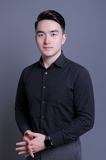 吴凌霄老师照片